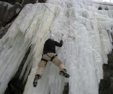 ice-climbing-922_1280