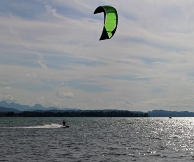 kite-surfing-402526_1280
